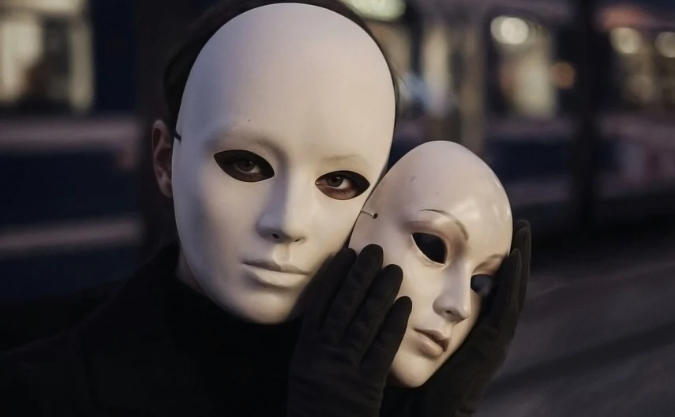 Adulti in crisi: identità e stress  